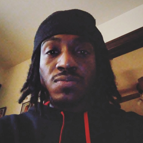 Meet your Posher, Clenton - Picture 1 of 1